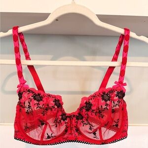 Aubade Paris red lace half cup bra with black accents and deep pink. #k214. 34D